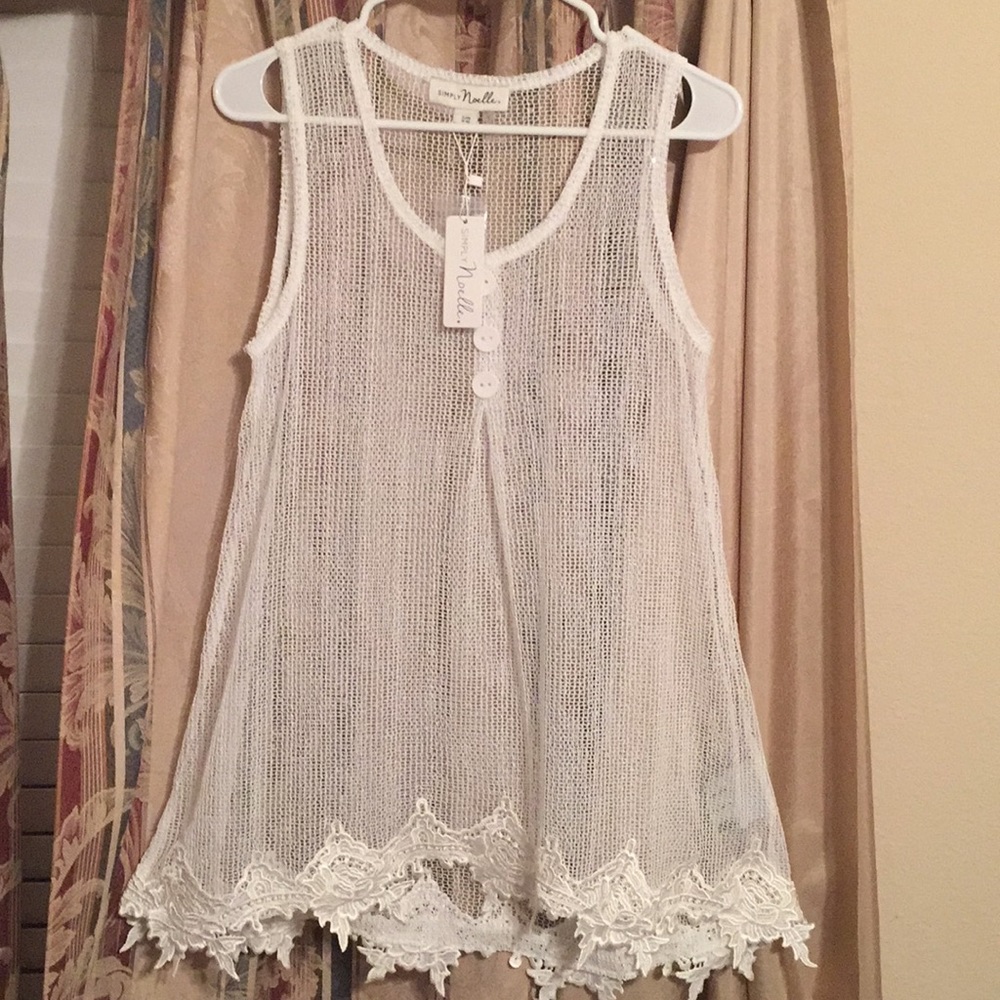 White mesh tank top with appliqué hem